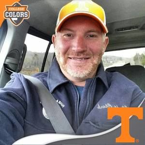 Meet your Posher, Clyde